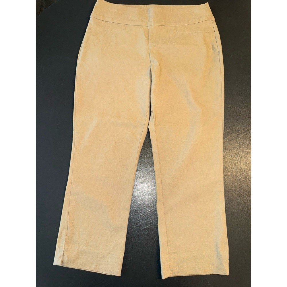 NWOT‎ Womens St Johns Bay Crop Pants Sz 8 Beige Capri Slimming Stretch Coastal